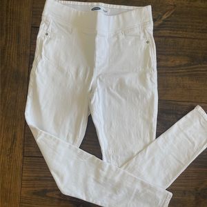 Old Navy Women’s Rockstar Jeggings - size 10
